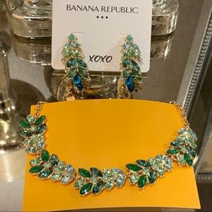 Banana Republic necklace and earring set
